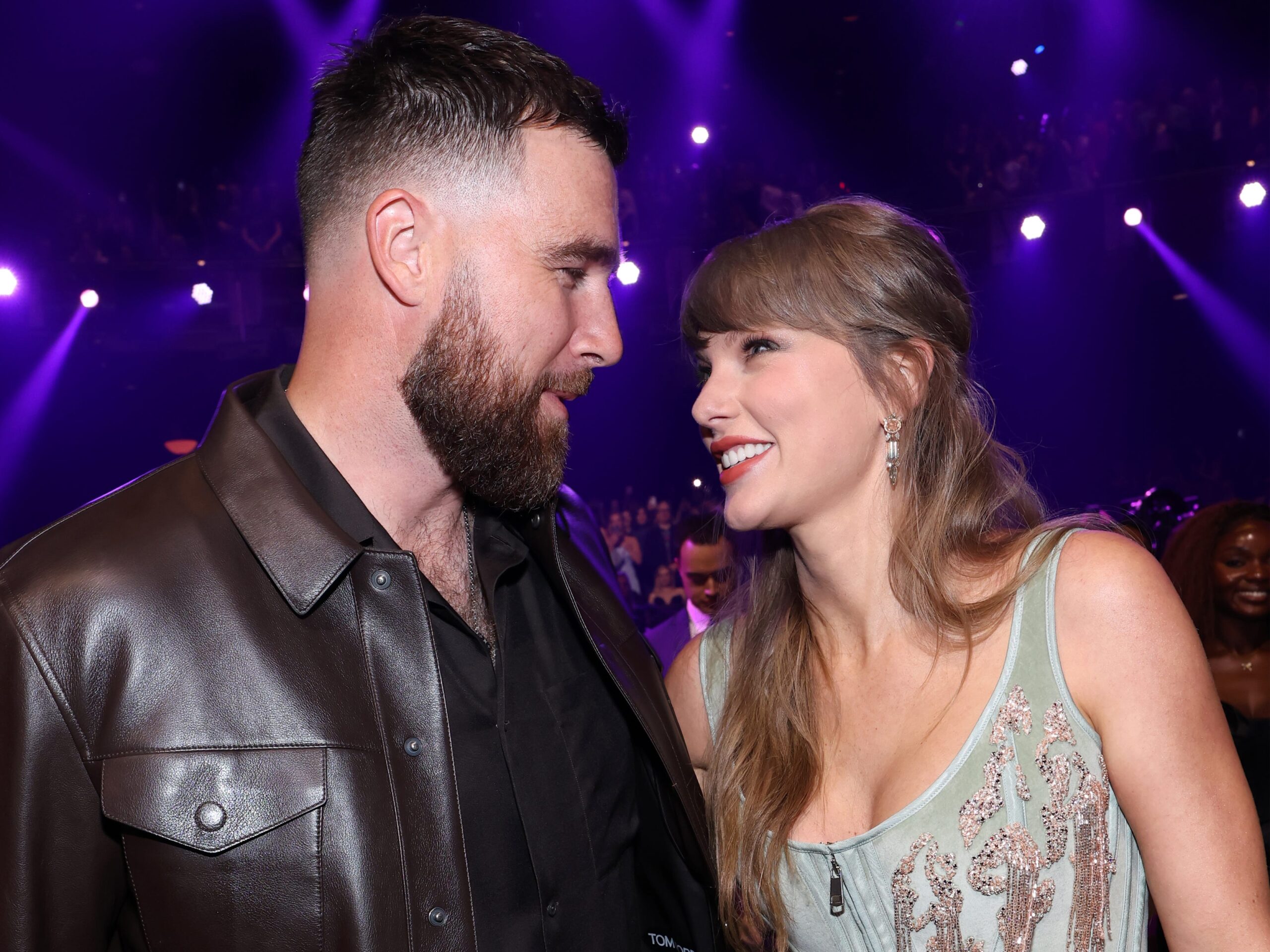Taylor Swift és Travis Kelce 12 legjobb páros divatpillanata