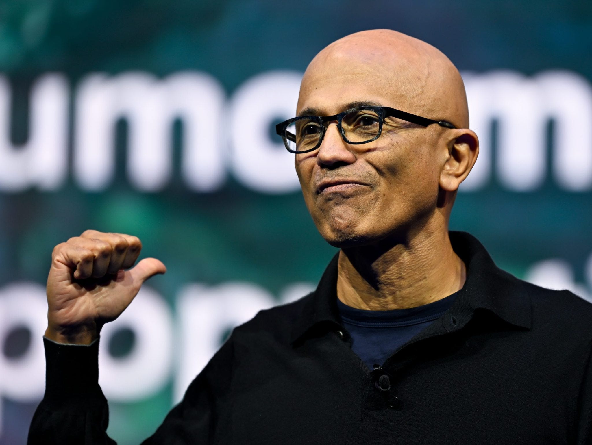 Microsoft visszafogta az AI-beruházást – a tőzsde ünnepelt